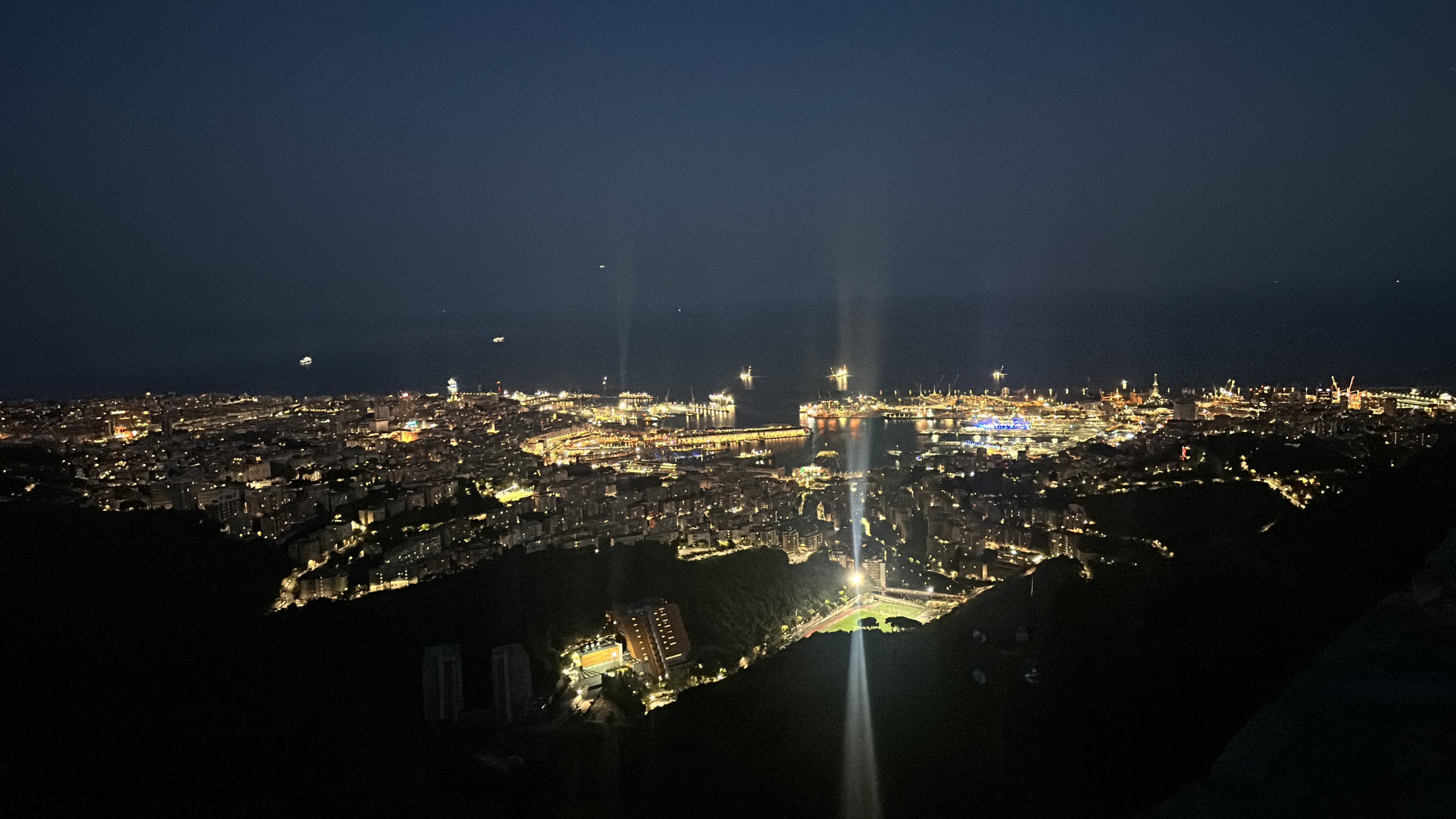 05D9D313-2123-4742-8CC2-07F6BE66D6B7