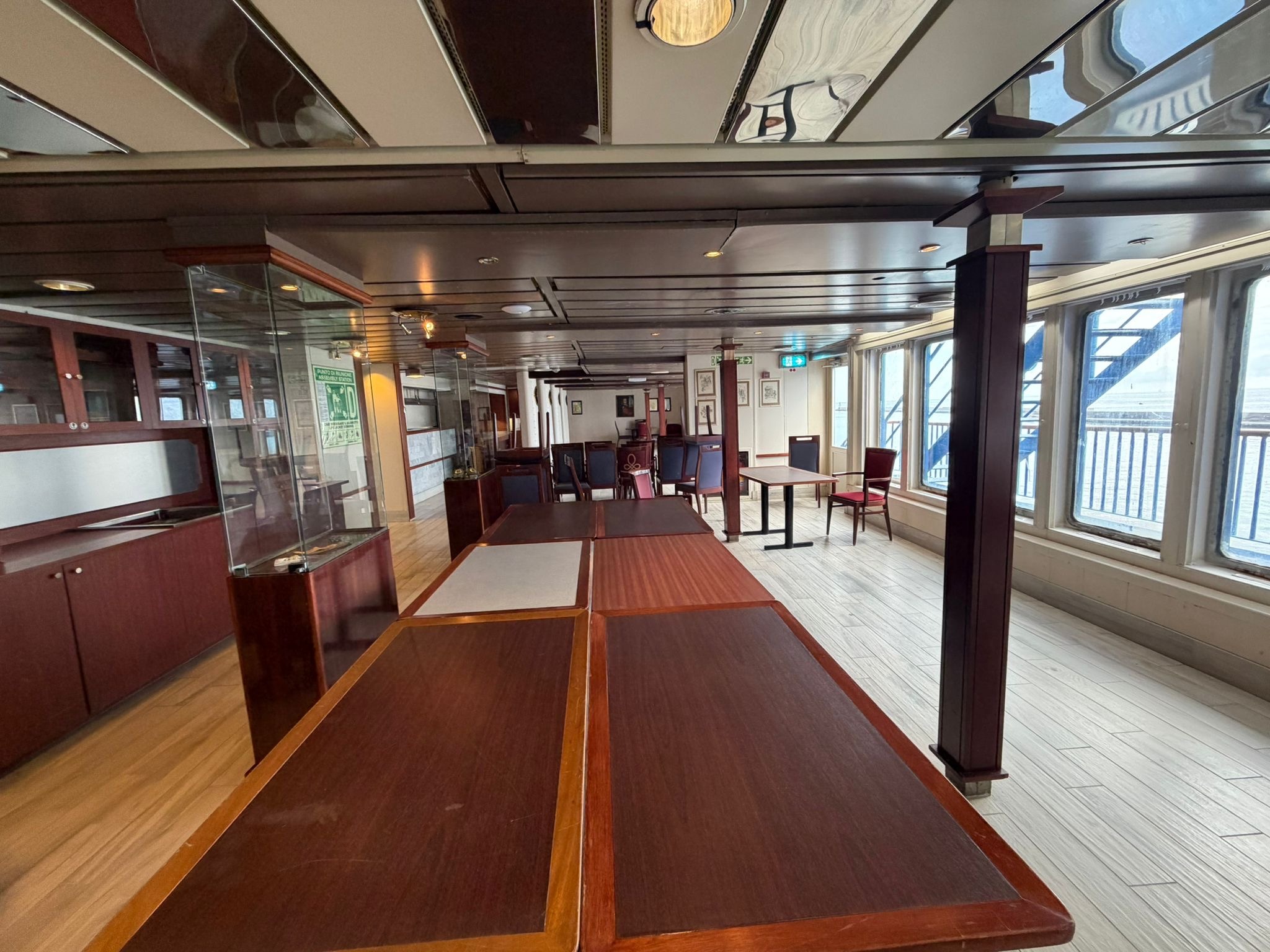 33aa3d48-44ac-4f75-928a-2982bc801511