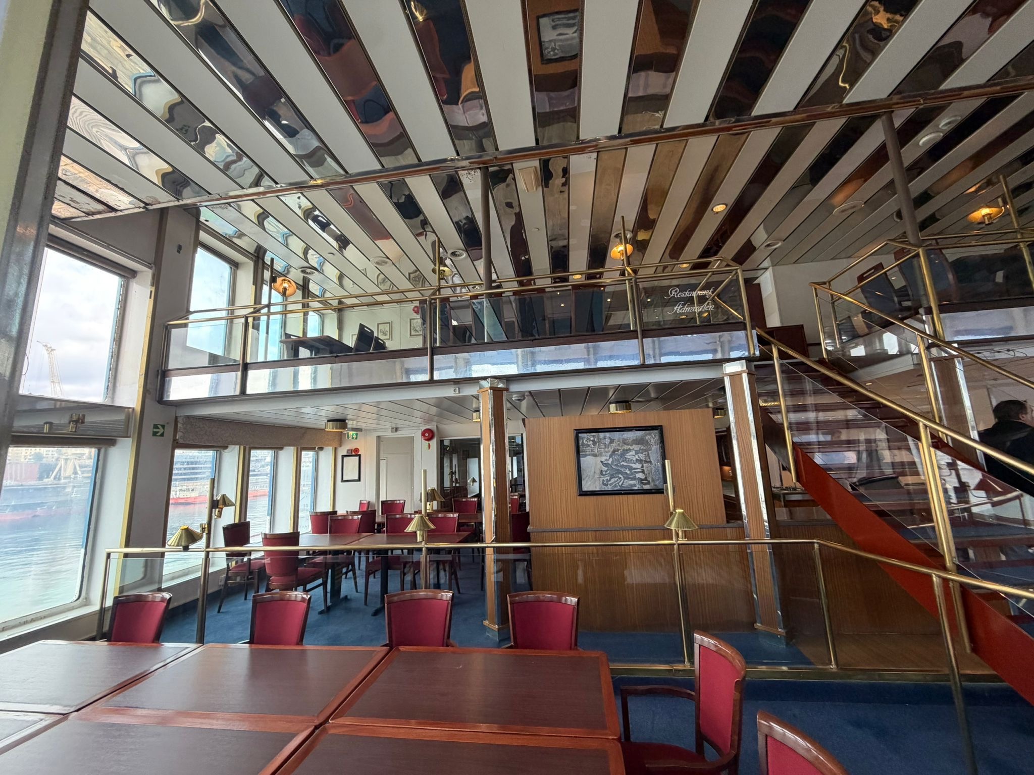 9c9dd358-3185-4f93-b646-a8554276ae47