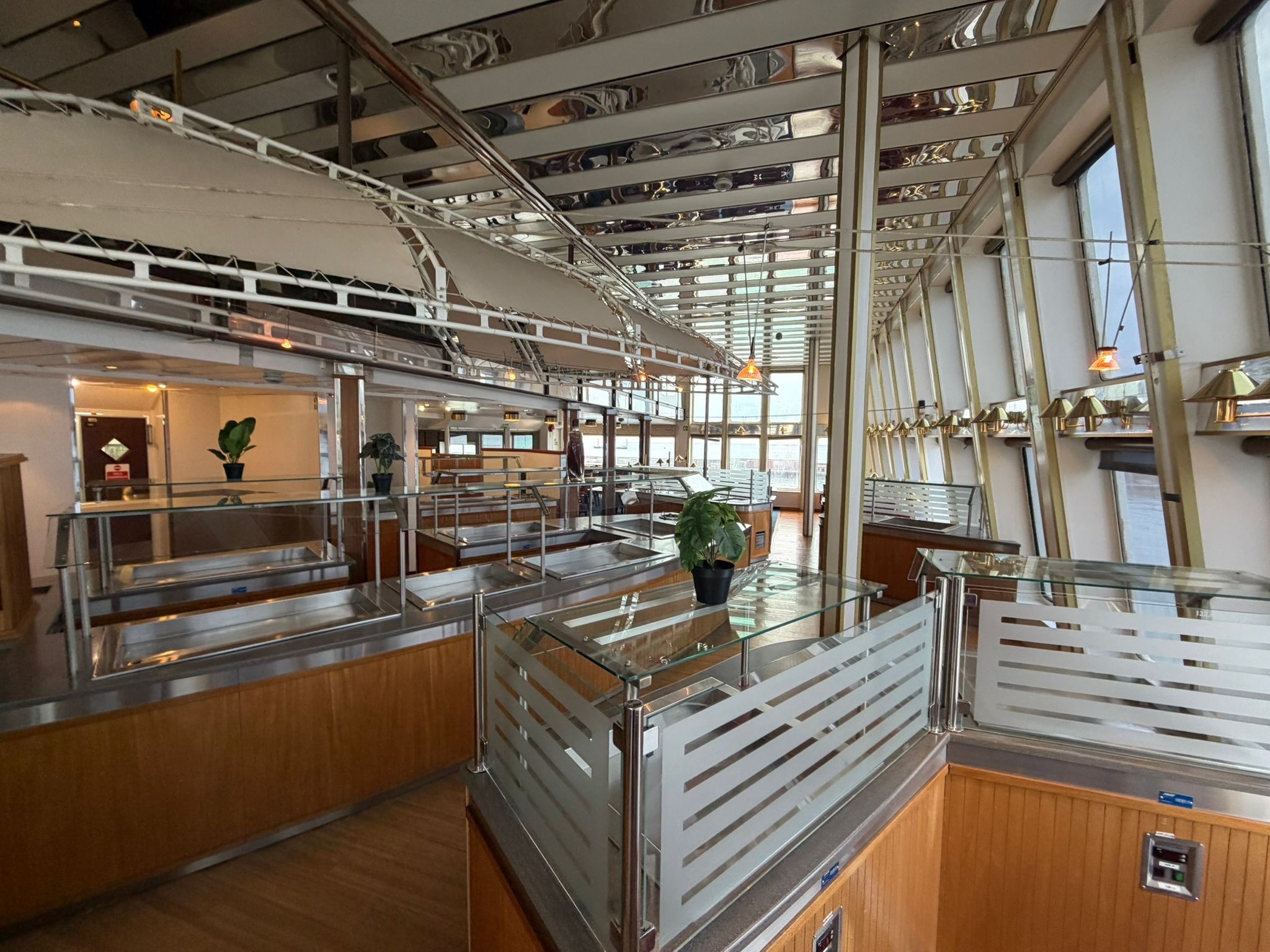 f795b544-ed93-457b-bd04-2c6e664f7b1a